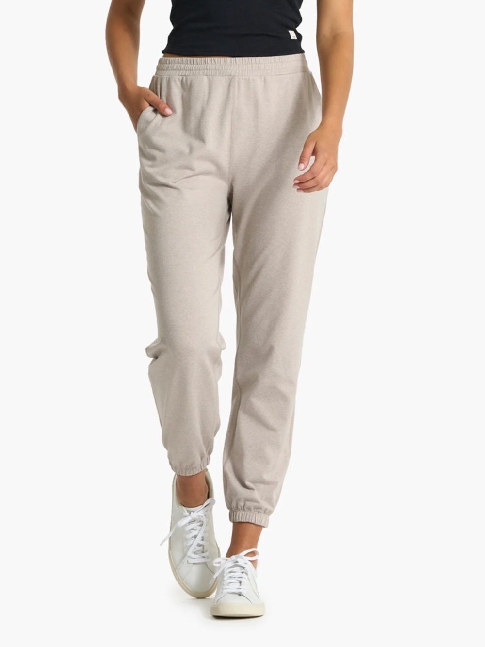 Vuori - Boyfriend Jogger Sweatpant in Oyster Heather